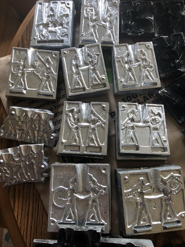 80 Complete Lead Soldier Molds, Airplane, Cowboys, Military Band, Indiana, Horse