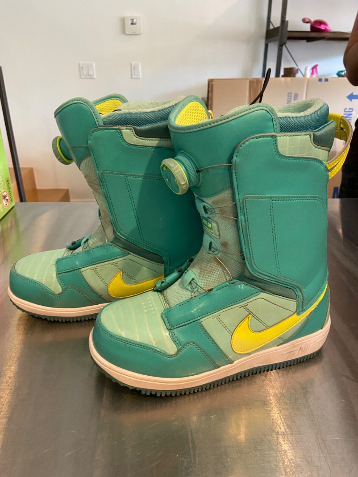 nike women snowboard boots