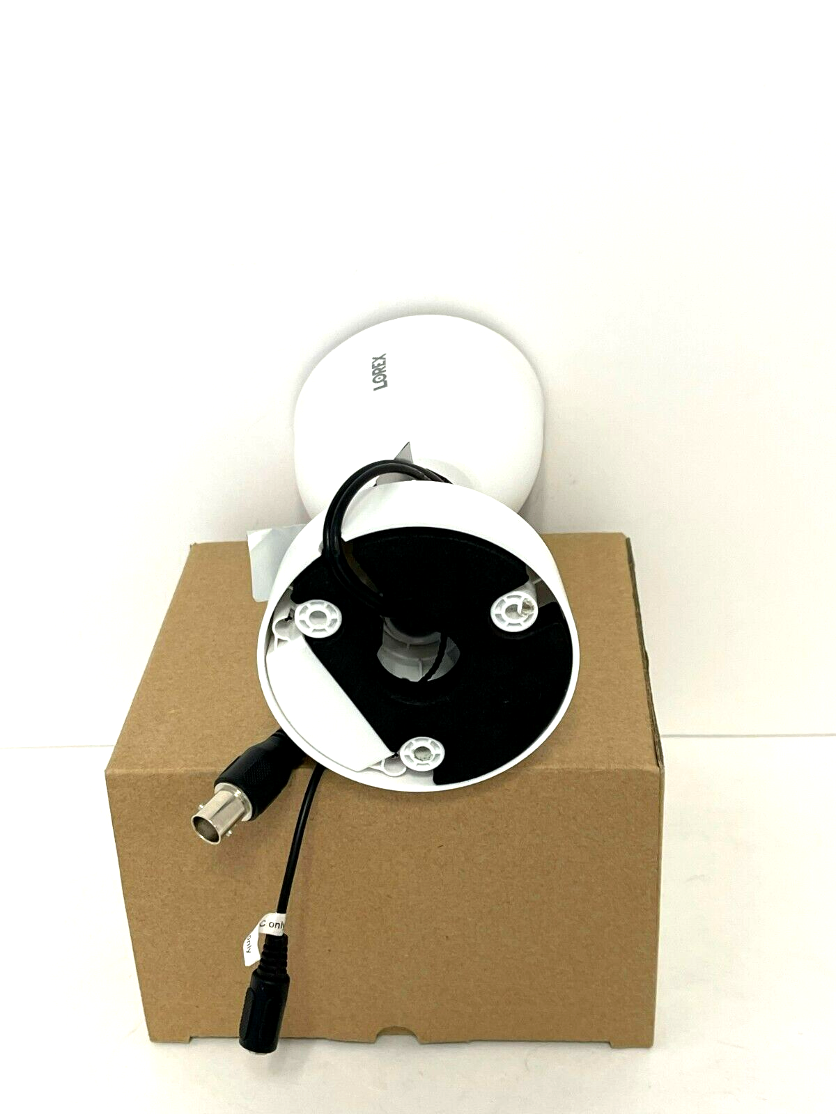 Lorex 4K Ultra HD Active Deterrence Night Vision Security Video Camera C884DA