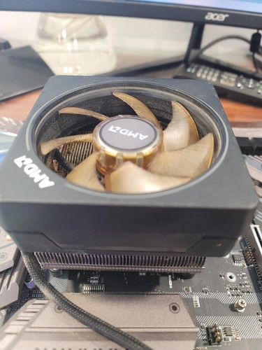Used AMD Ryzen 7 2700X Processor w/ Wraith cooler