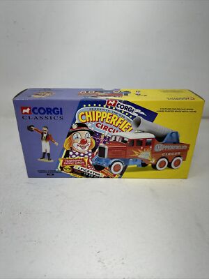 CORGI Chipperfield s Circus SCAMMELL CONSTRUCTOR HUMAN CANNON & RINGMASTER 17801
