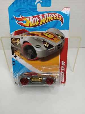 Hot Wheels Car Thrill Racers Volcano 1/5 DODGE XP-07 Gray w/Red Wheel 2012 NOS