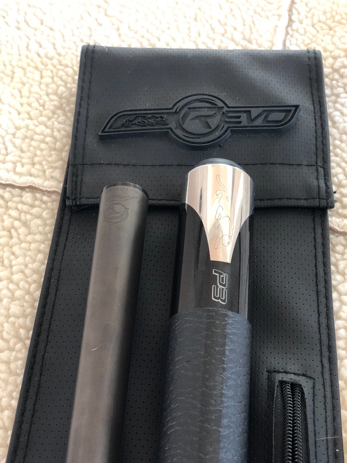 Predator P3 Revo Shaft 12.4  Black wrapped, Carbon Fiber Uni-Loc