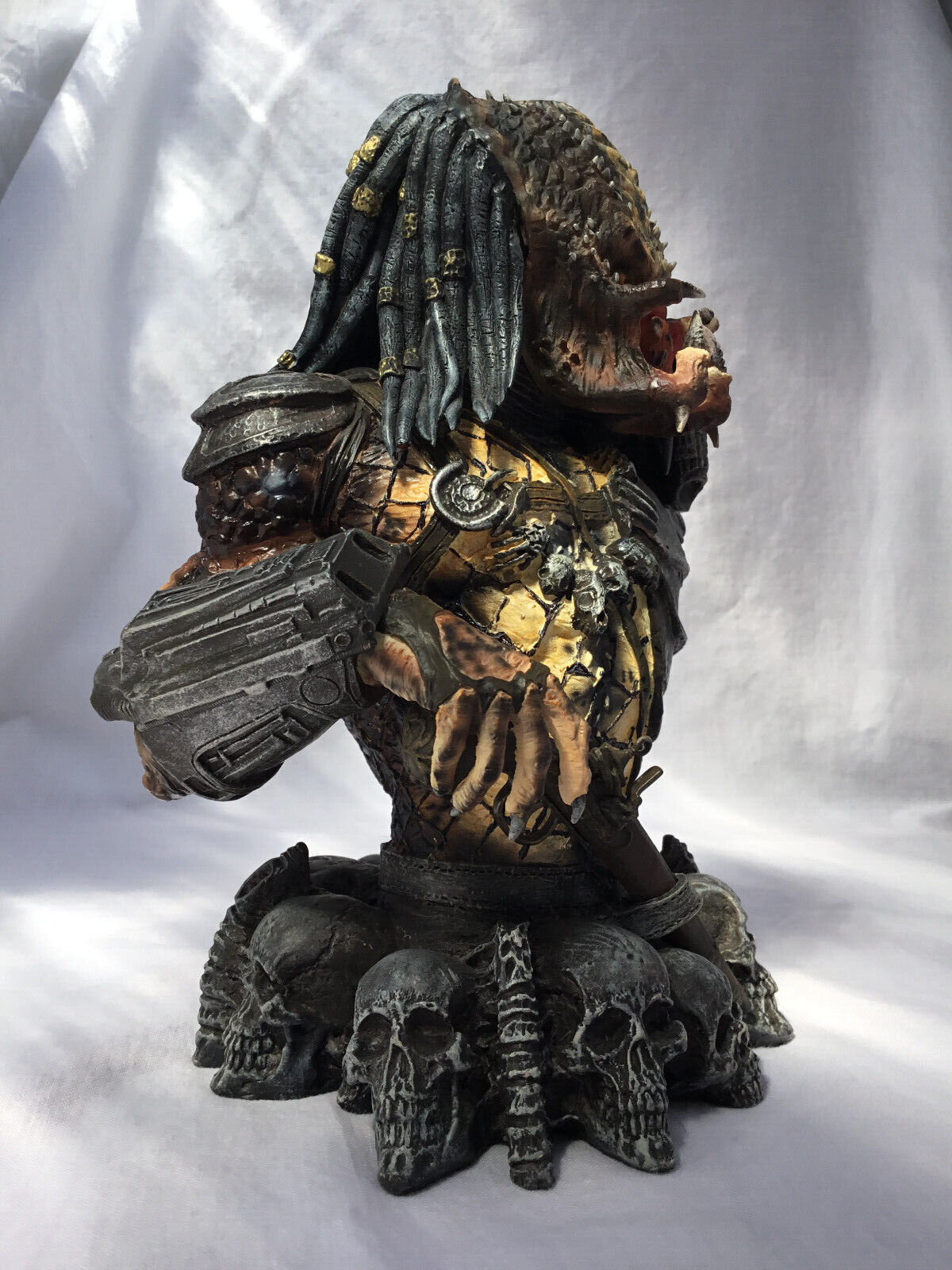 PREDATOR 2 ELDER MINI BUST, 31/120, Limited Edition, Palisades. 2004. ~7 PREDATOR 2 ELDER MINI BUST, 31/120, Limited Edition, Palisades. 2004. ~7