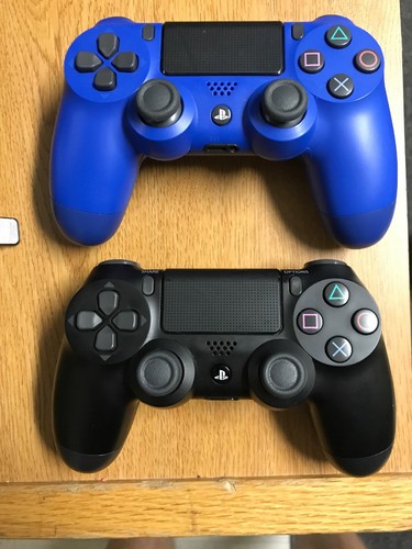 PS4 Pro Bundle With Good Games And Extra Controller