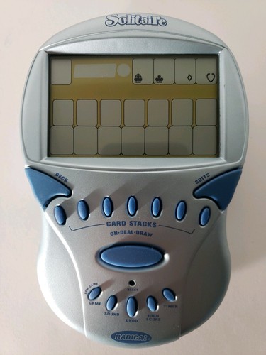 Radica Big Screen Solitaire - Rare 2002 Electronic Hand Held Game - VGC !!