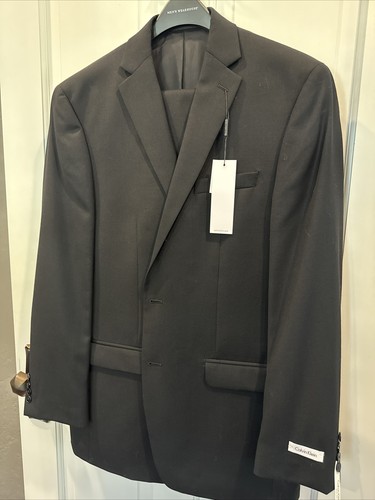 Calvin Klein 100% Wool Slim Fit Suit Black Stripe NWT 42Lx36W $700 3-piece