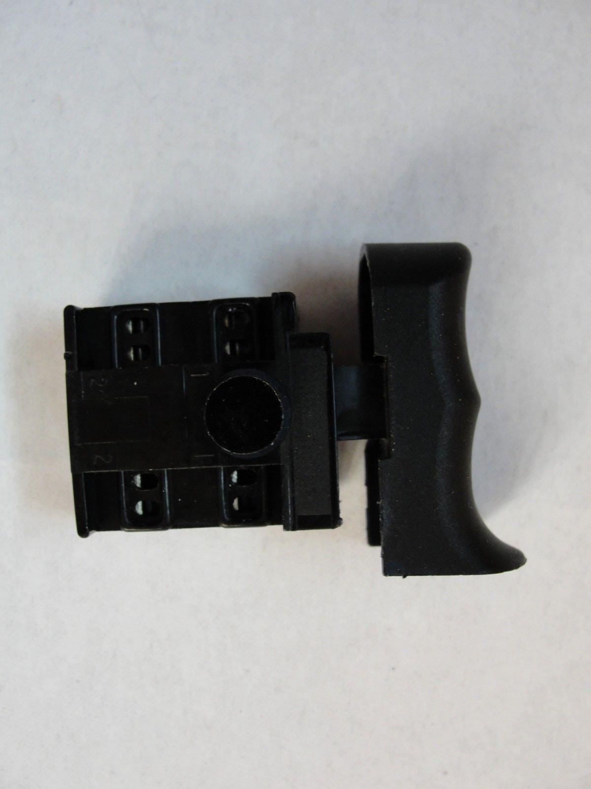 Black & Decker LE750 Edge Hog Edger Trigger Switch OEM (243401-01) B&D