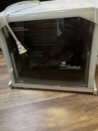 Ronco Showtime Model 4000 Full Size Rotisserie BBQ Oven White w/ Accessories