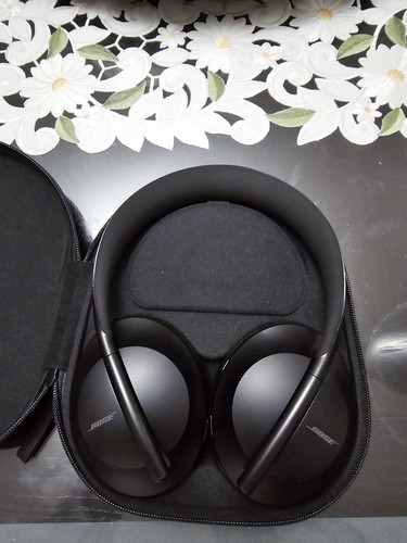 Bose NC700 700 Over-Ear Noise-Cancelling Wireless Bluetooth