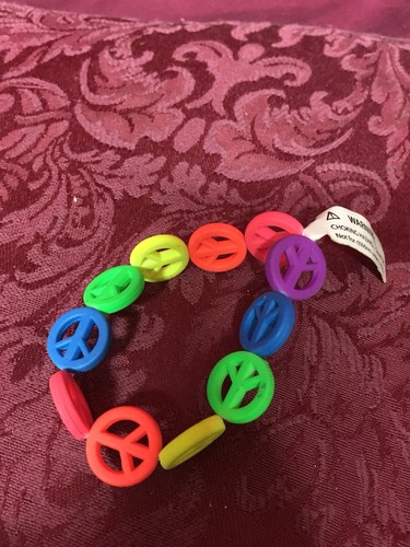NEW WITH TAG! UNUSED! Peace Sign Colorful Stretchy Wristband SHIPS RIGHT NOW!