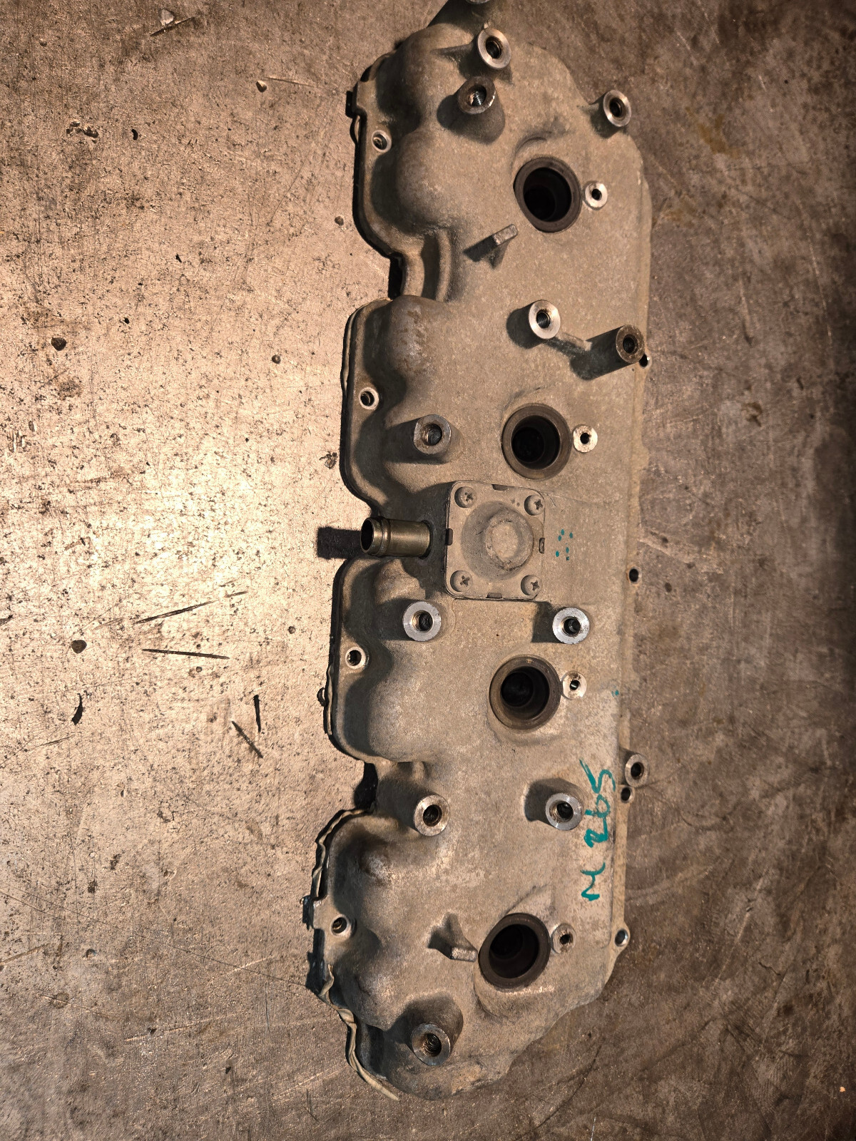 97223559 01 02 03 04 LB7 Duramax Diesel UPPER Valve Cover  - Picture 3 of 4