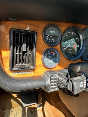 image 14 of interior