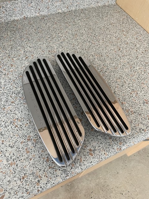 Harley Davidson Softail Deluxe Heritage - Stealth foot board insert