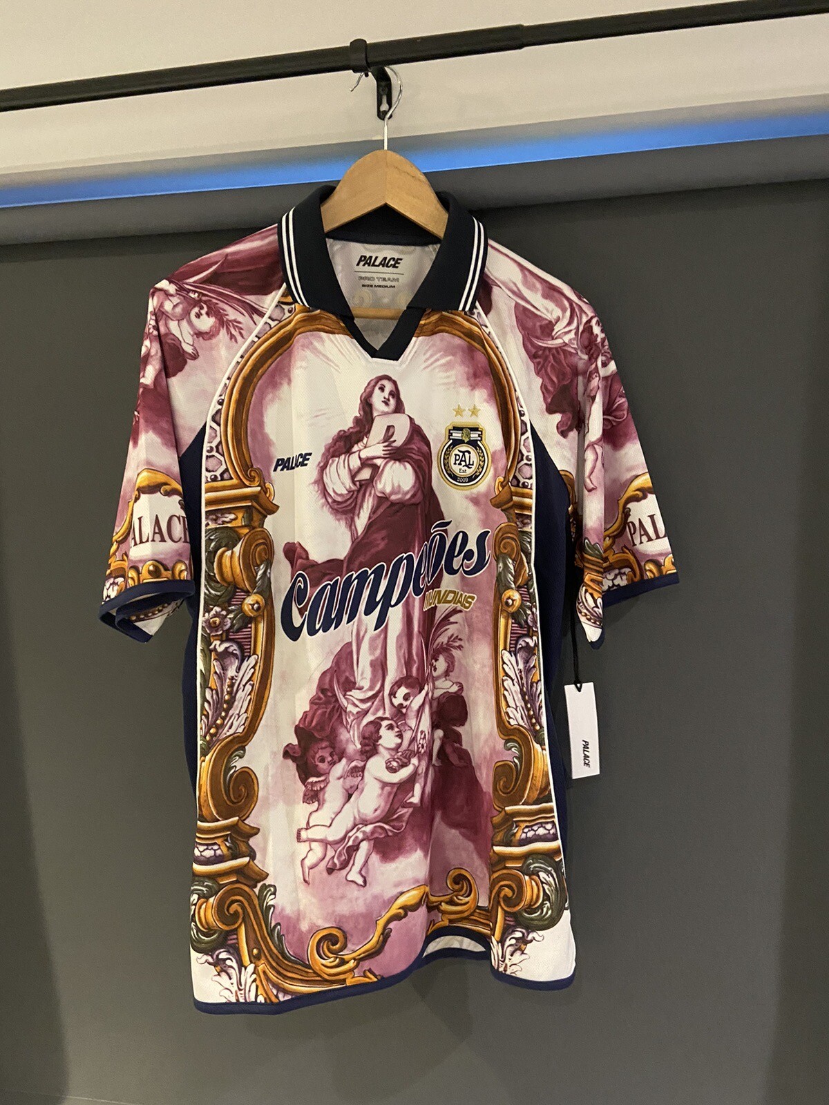 PALACE SKATEBOARDS HOLY GRAIL JERSEY BURGUNDY MEDIUM WINTER PALACE SKATEBOARDS HOLY GRAIL JERSEY BURGUNDY MEDIUM WINTER