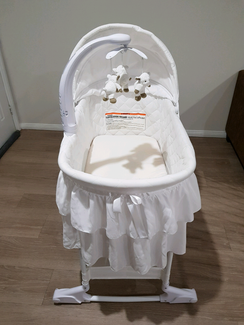 childcare chloe bassinet