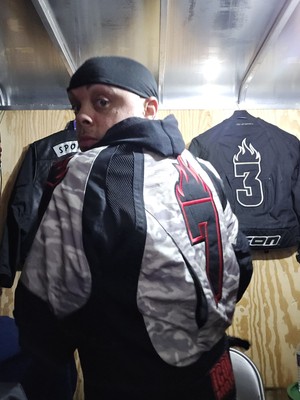 Item photo(s) from verified buyer