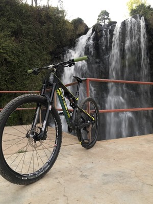 SDG TI-Fly Storm Solid TI-Rail Cycle Mountain Bike MTB Selle-Noir//Vert