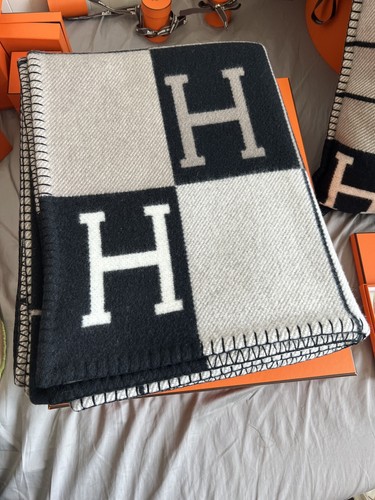 $_12.JPG?set_id=880000500F