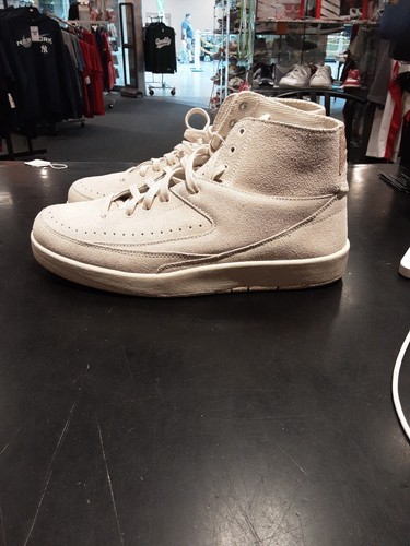 Air Jordan XXXII ベージュ シューズ Air Jordan XXXII ベージュ シューズ