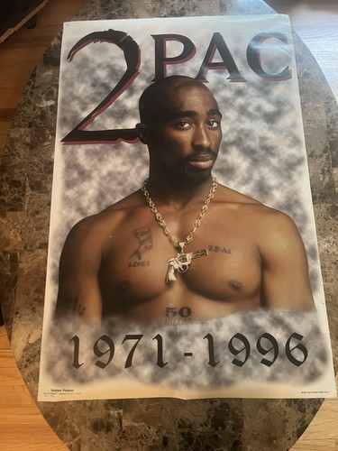2PAC レザレクション1971-1996 洋書 2PAC レザレクション1971-1996 洋書 2PAC レザレクション1971