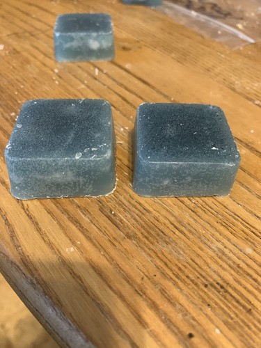 2 LARGE CASMIRE MOON WAX MELTS