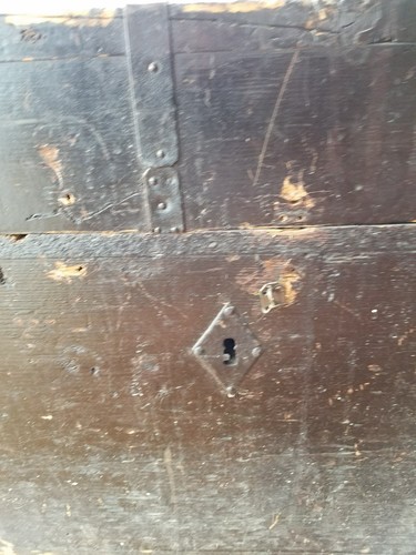 Wooden Trunk Vintage