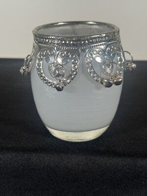 Essentials Décor Entrada Collection Unique Candle Holder 