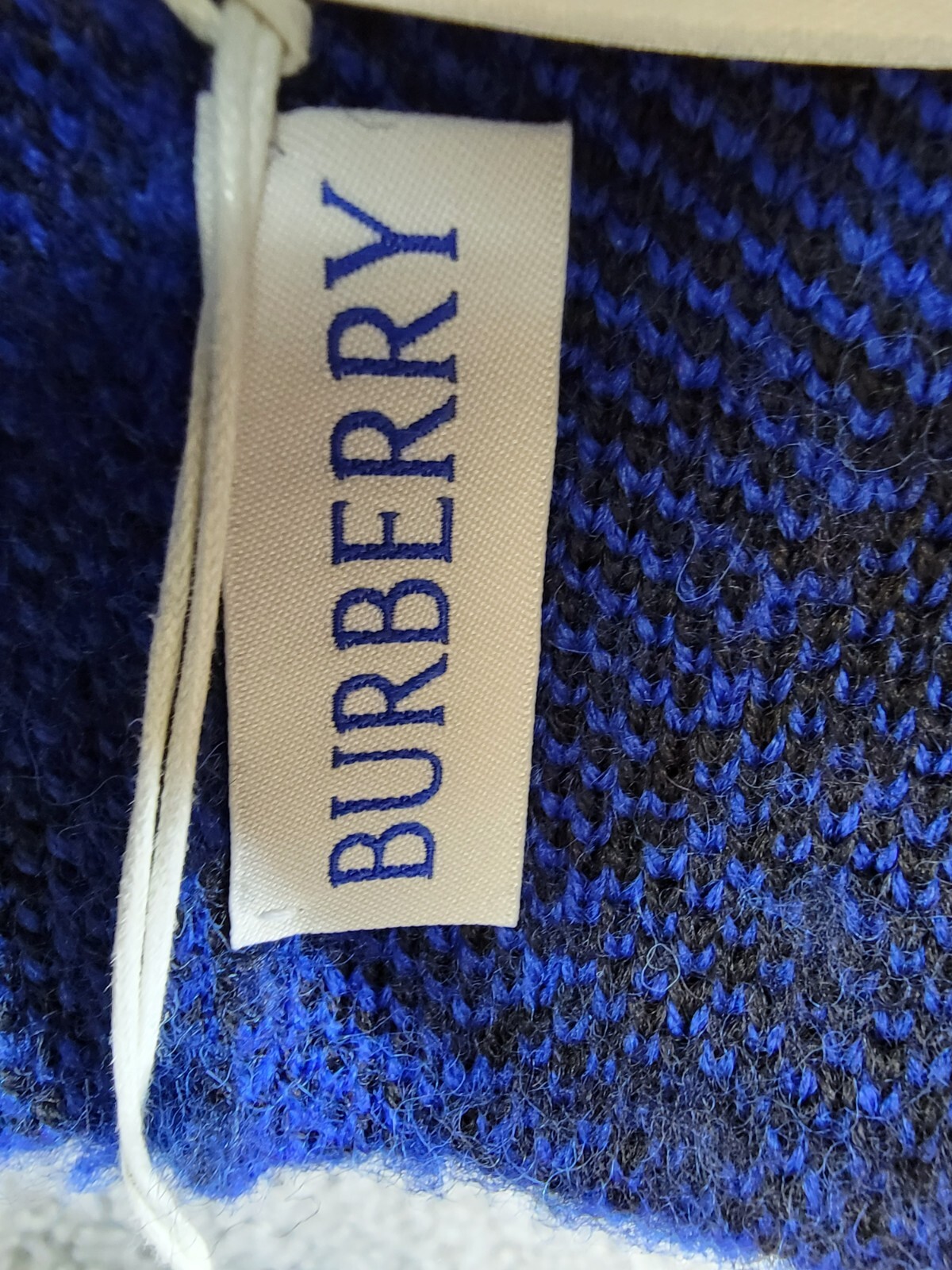 Burberry Argyle Jacquard-Woven Wool Beanie Women's One Size Knight/Black - Picture 7 of 14