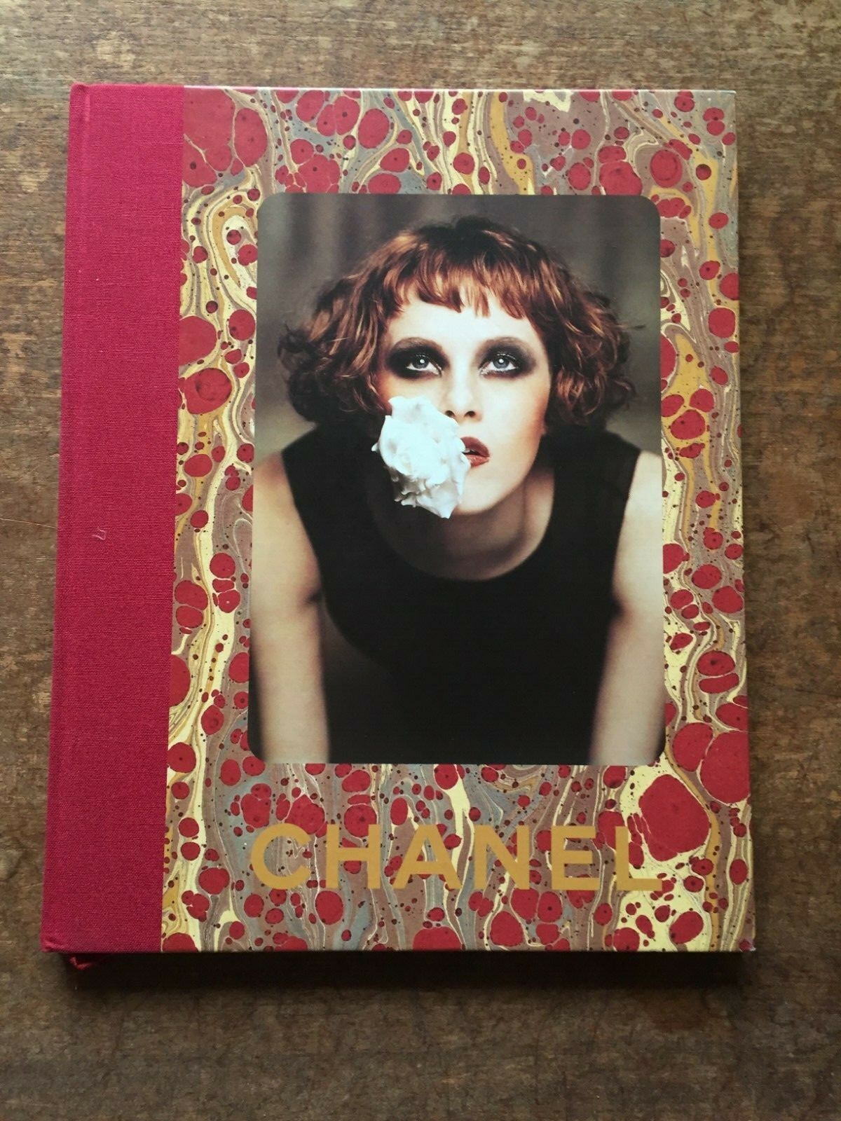 CHANELコレクションブック Chanel: The Impossible Collection Book | ASSOULINE