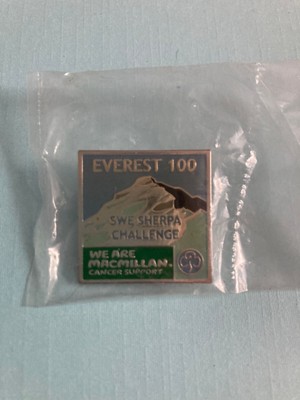 ENAMEL PIN BADGE EVEREST 100 SWE SHERPA CHALLENGE BADGE MACMILLIAN