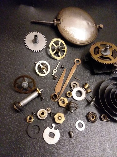 ASSORTED WATCH PARTS FOR MANTLE CLOCKS