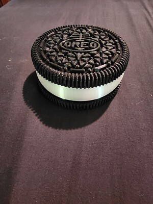 Cookie stash box