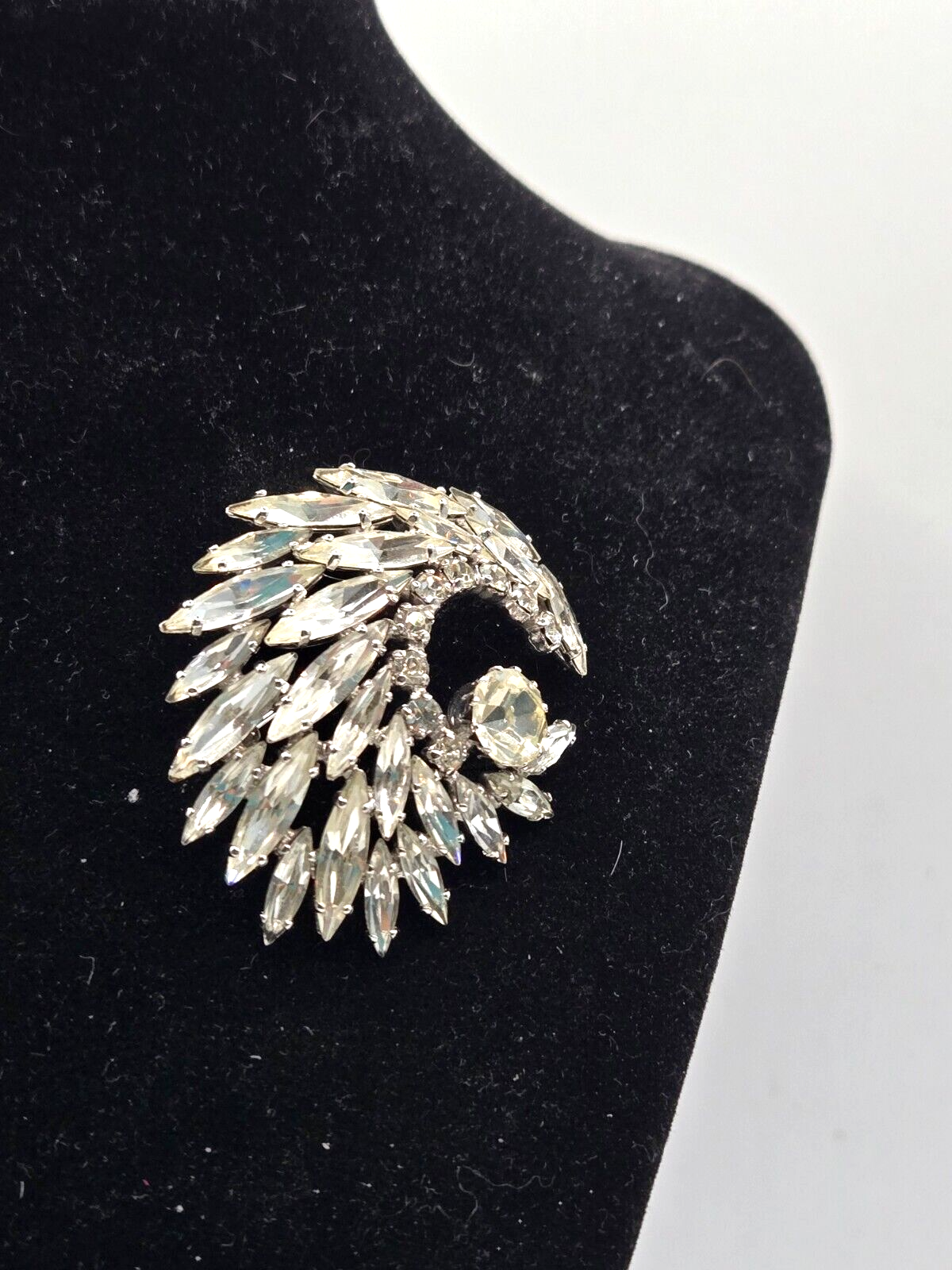 Gorgeous SHERMAN signed Swirl Navette Crystal Domed Brooch 2 inches