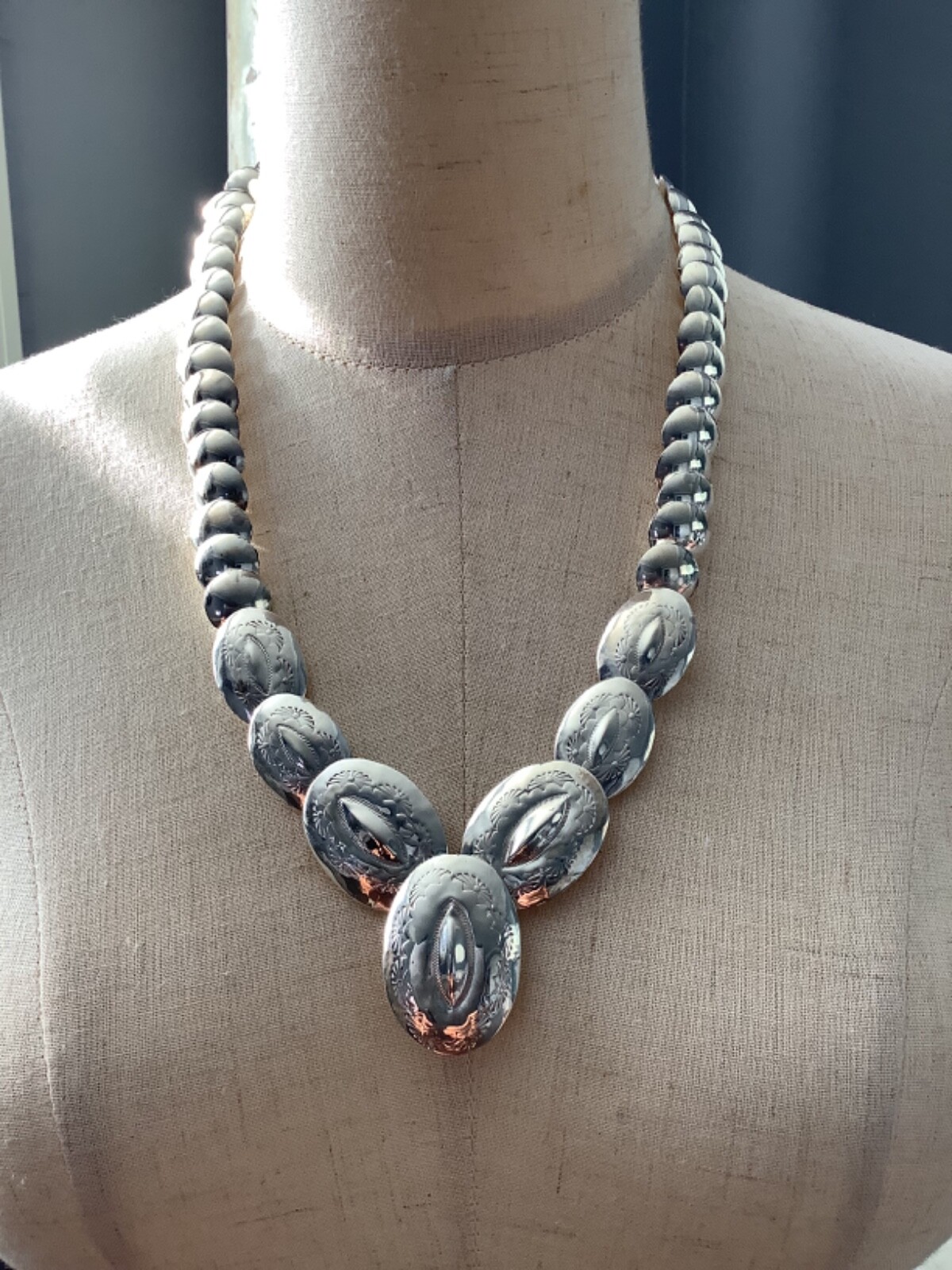 Authentic Vintage Native American Navajo Sterling Silver Necklace Authentic Vintage Native American Navajo Sterling Silver Necklace