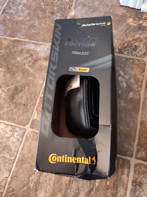 Continental Gator Skin Black Edition 700 X 32 C Bike Tire 