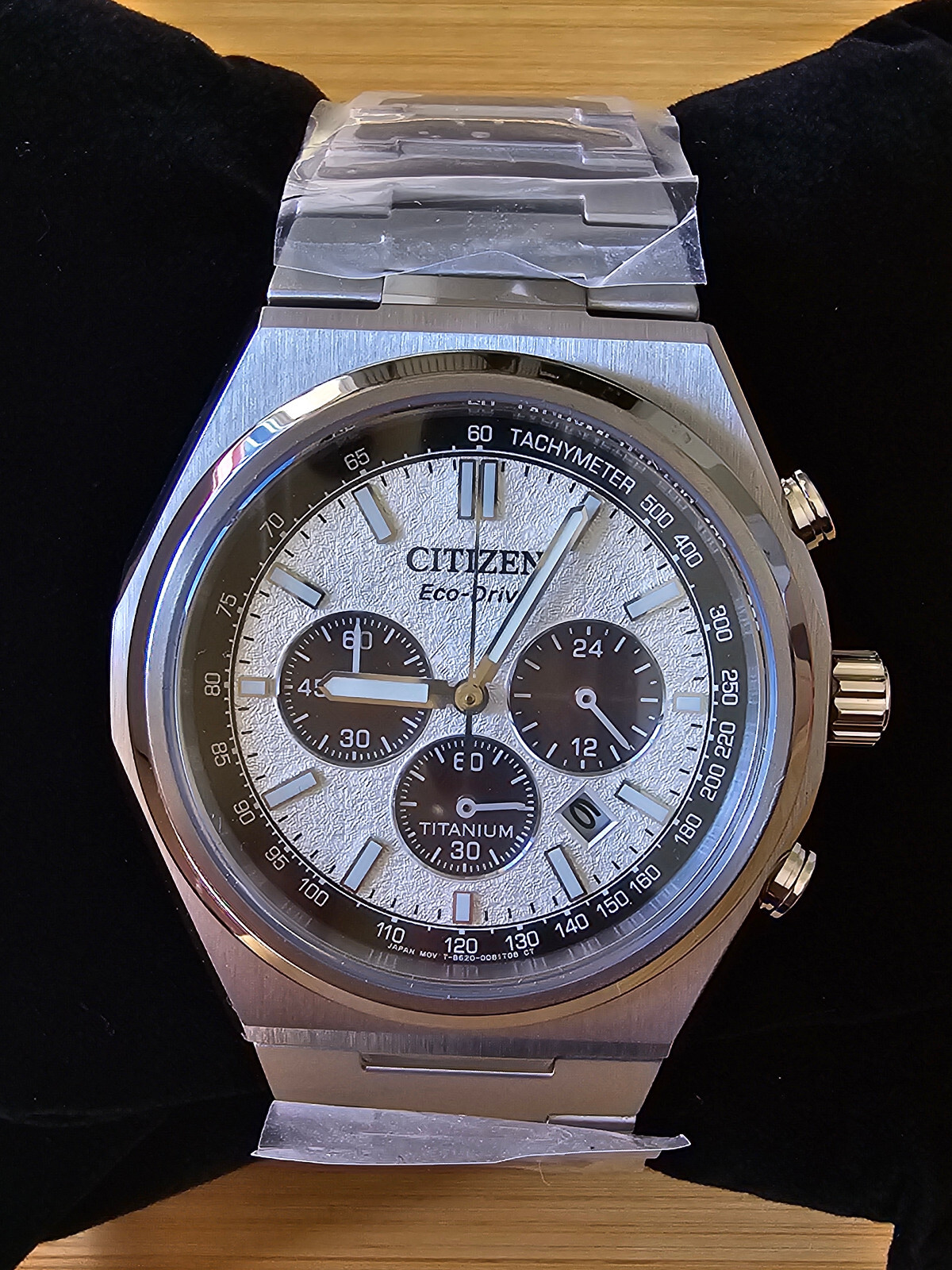 Citizen Super Titanium Sapphire Forza Chronograph White Dial Citizen Super Titanium Sapphire Forza Chronograph White Dial
