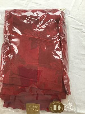 Bed Bath And Beyond Red Jacquard Checkered Poinsettia Tablecloth 60 X 84