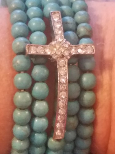 SOUTHWEST STYLE Bracelet Genuine Turquoise Stones With Rhinestone Cross