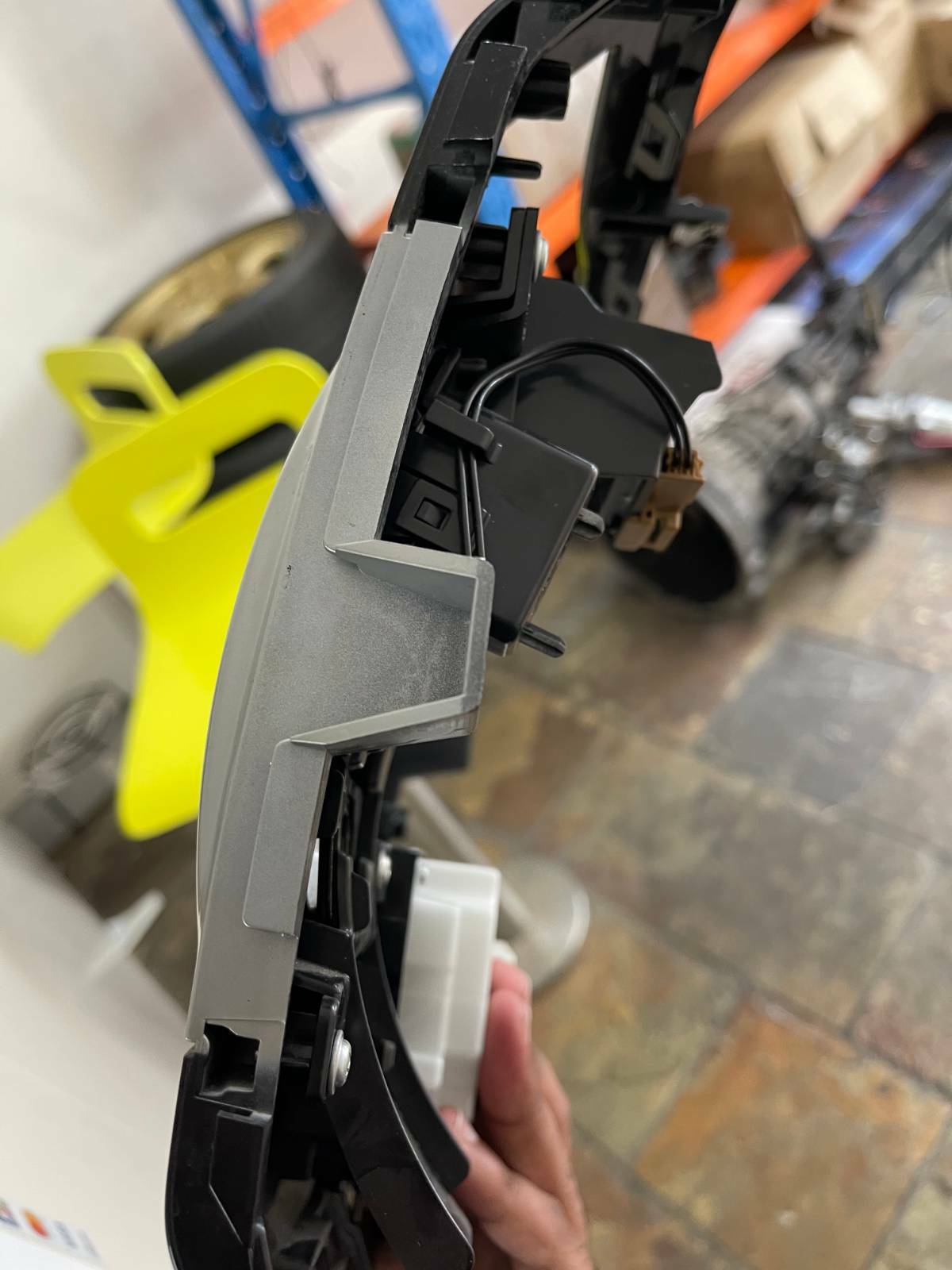 nissan elgrand E52 gear shifter and multimeadia system cover - thumbnail 6