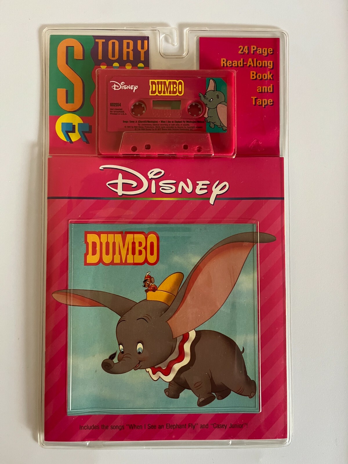 Disney's Dumbo Read-Along Book & Tape by Disney (Cassette