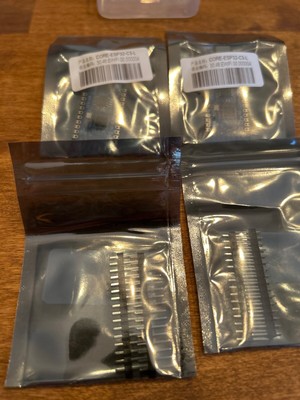 ESP WROOM 32 Development Board 2.4 GHz wi-fi BLE,BT  2 in total (t4)