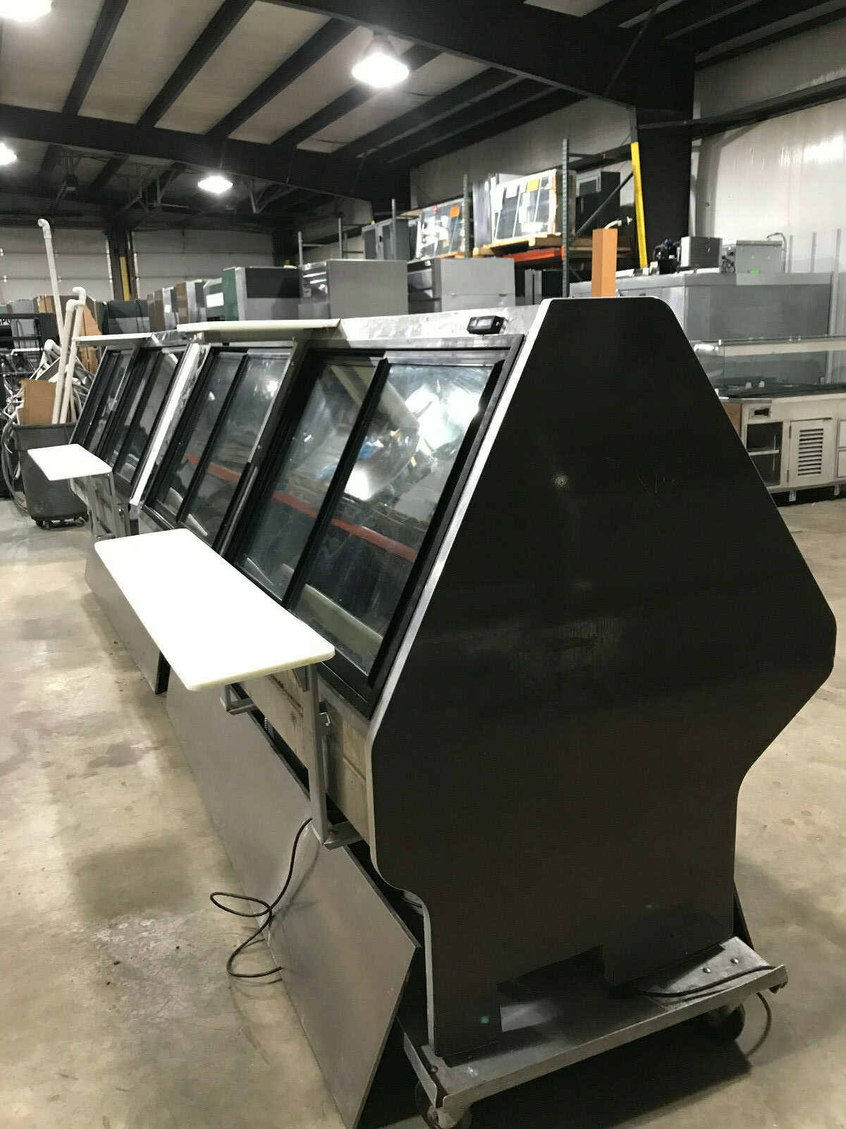 Hussmann Straight Glass ESGMS 16' Red Meat Gravity Coil Service Case 2014 Model