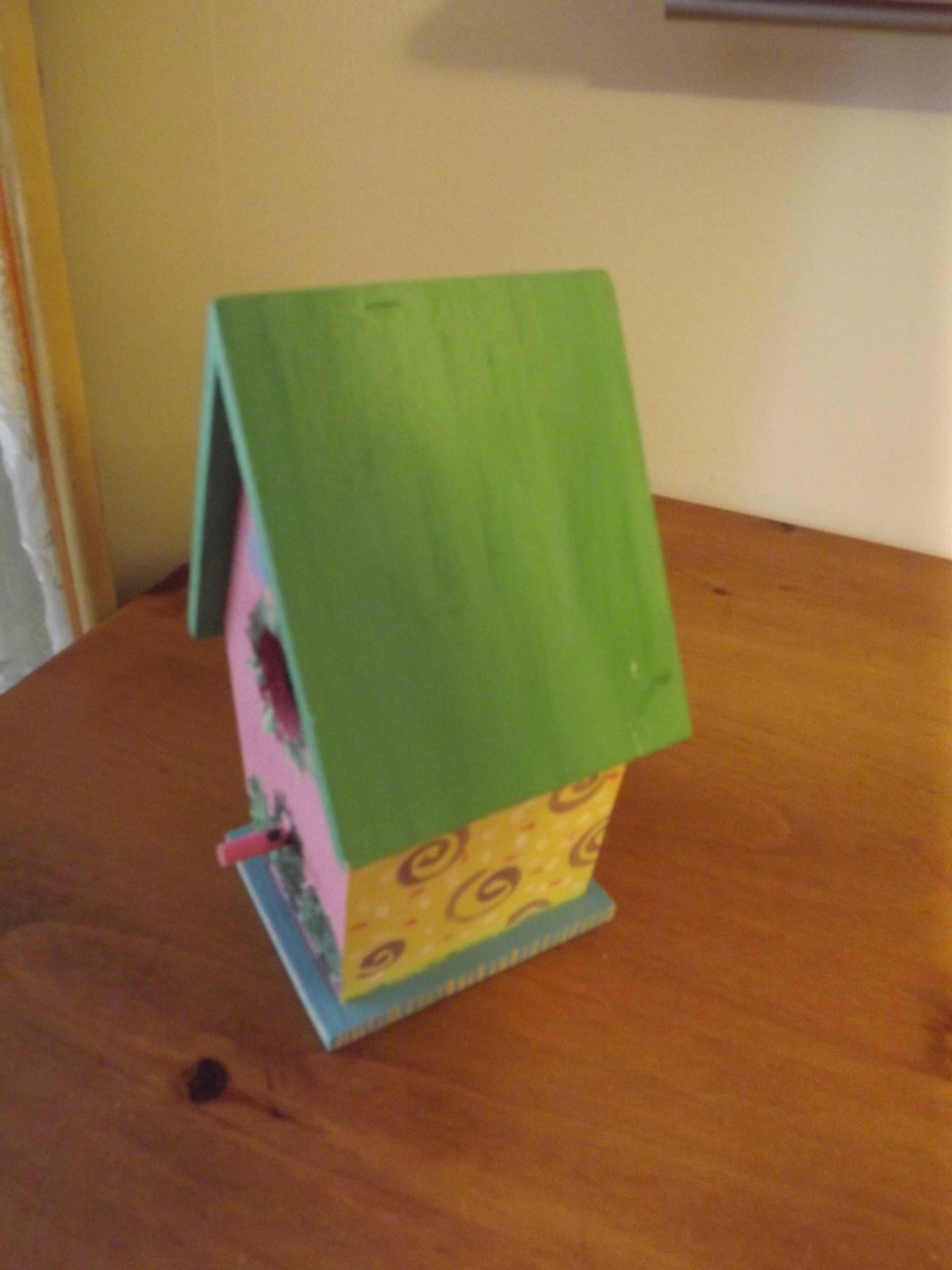 HANDPAINTED whimsical WOODEN BIRDHOUSE 9