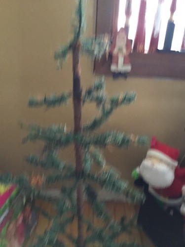 Antique Primitive Authentic GERMANY Christmas Feather Tree Wood Base 45