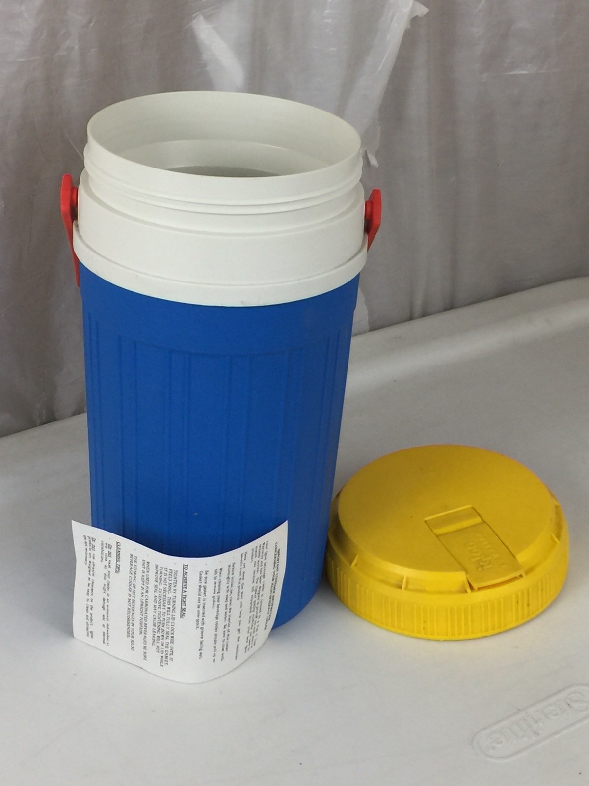 Vintage Igloo 1/2 Half Gallon 12