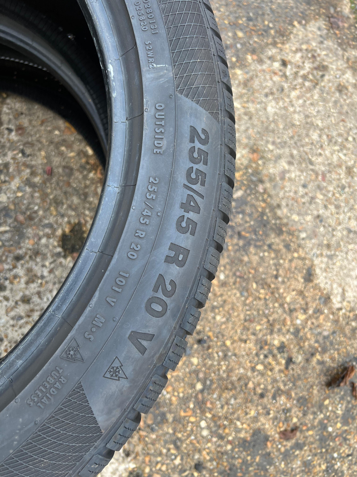 255 45 20 Continental, Winter, M+S, XL AO 101V, x2 A Pair 6.5mm (F1_tyres) YD038