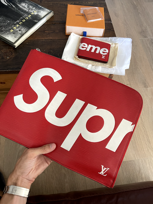 Supreme pochette best sale