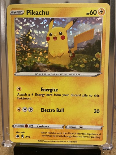 Abrimos R$ 60,00 em cartas pokémon McDonald's. Saiu Pikachu