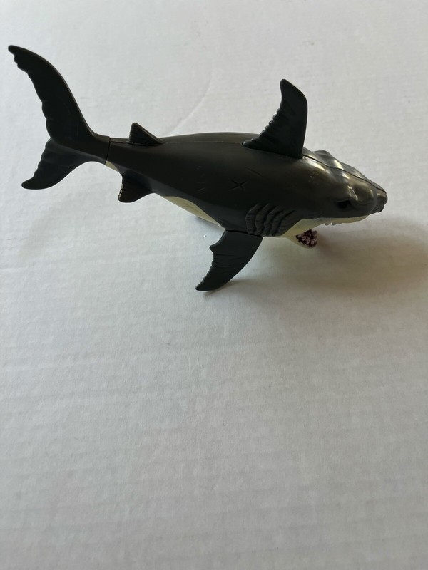 Shark Attack Animal Planet Toys r US 362049 Movable Mouth Chap Mei 9 Great White
